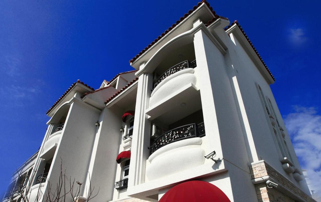 坡岸邊民宿 Kota Hualien Bagian luar foto