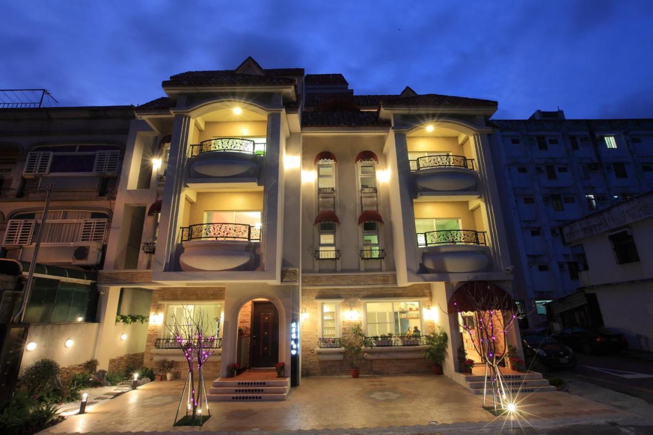 坡岸邊民宿 Kota Hualien Bagian luar foto